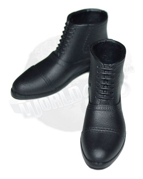 Win C. Studio Legendary Pacifist Singer: Shoes (Black)